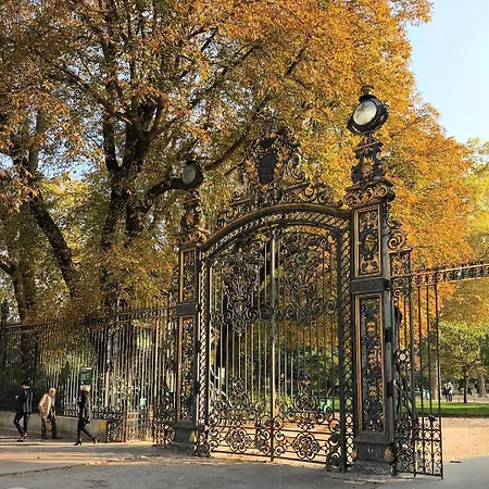 King Size Beds - Zen Monceau Παρίσι