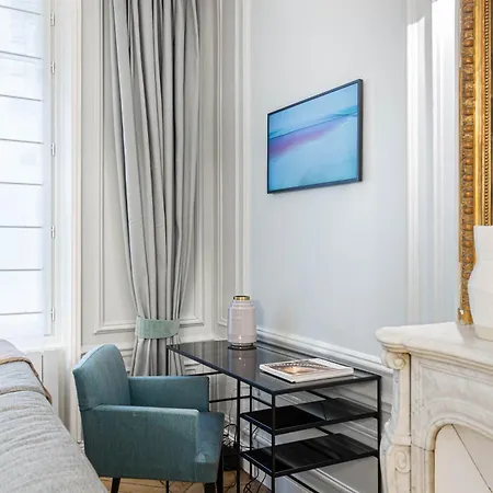 King Size Beds - Zen Monceau Διαμέρισμα