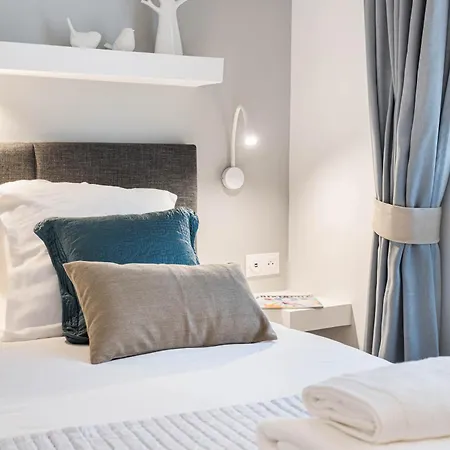 King Size Beds - Zen Monceau * Paris